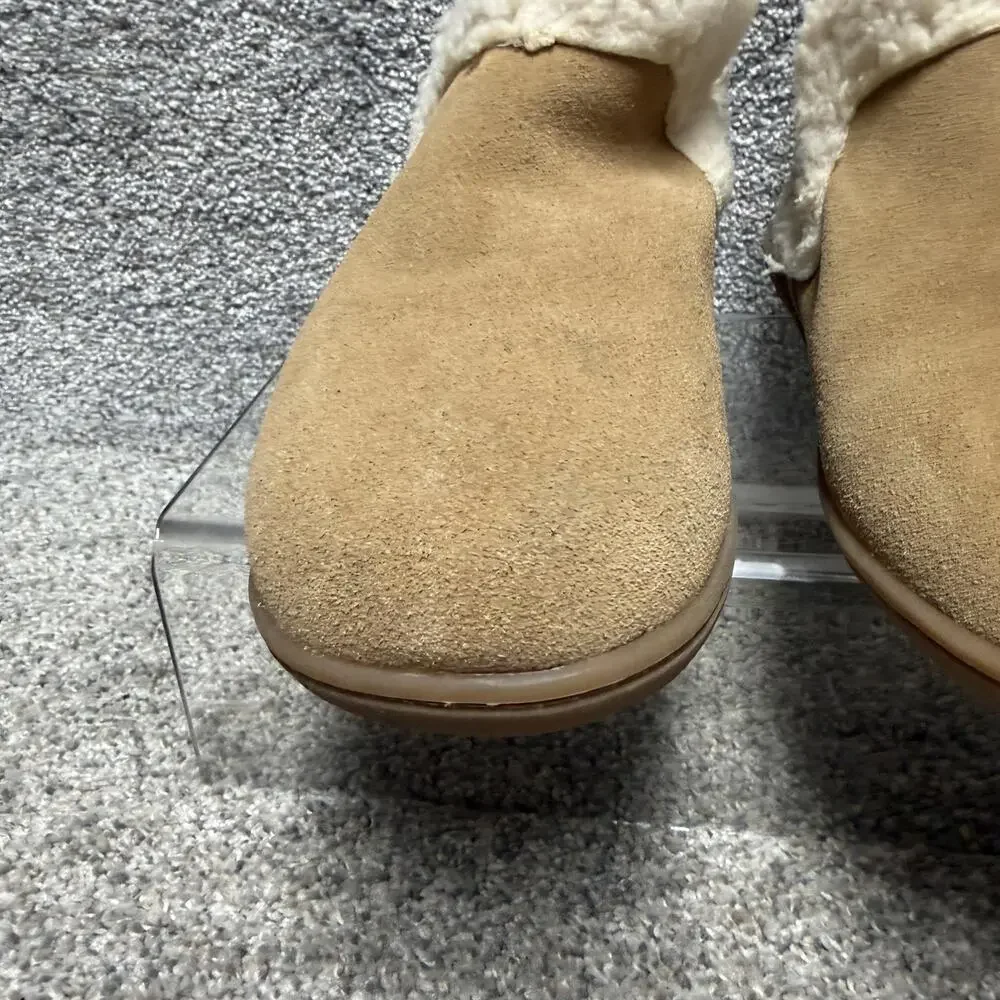 Minnetonka Slipper Booties Mens Size 11M Tan Suede Faux Fur Lined Cozy 400441